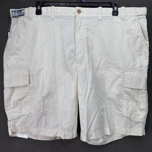 Izod Saltwater Seaport Poplin Men's  Cargo Shorts Relaxed Fit Extender Waist